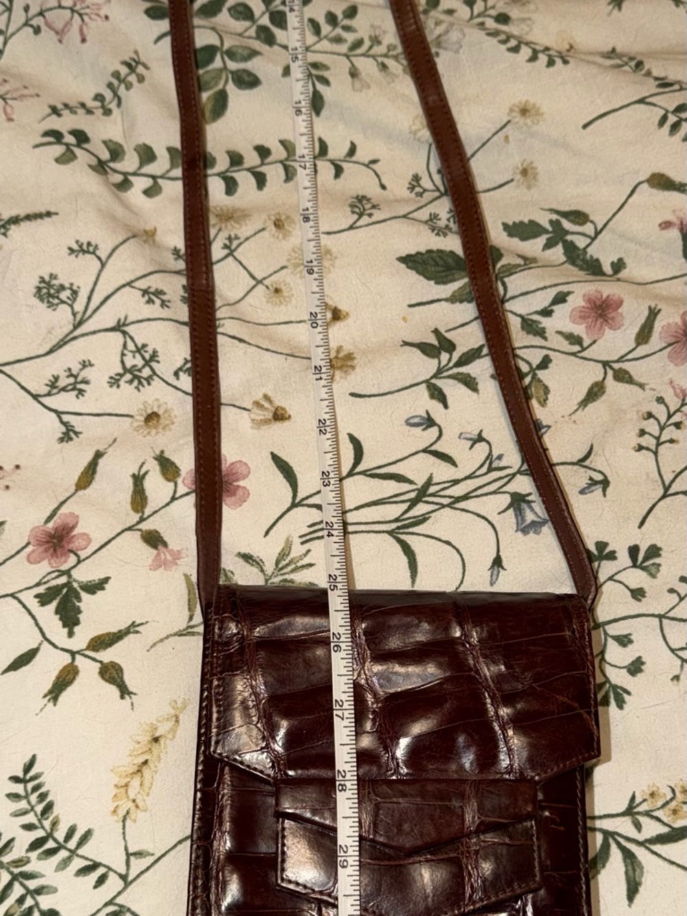 Beautiful Leather Crossbody by Titti Dell'Acqua
Handmade in Italy by Maxima - Picture 10 of 10